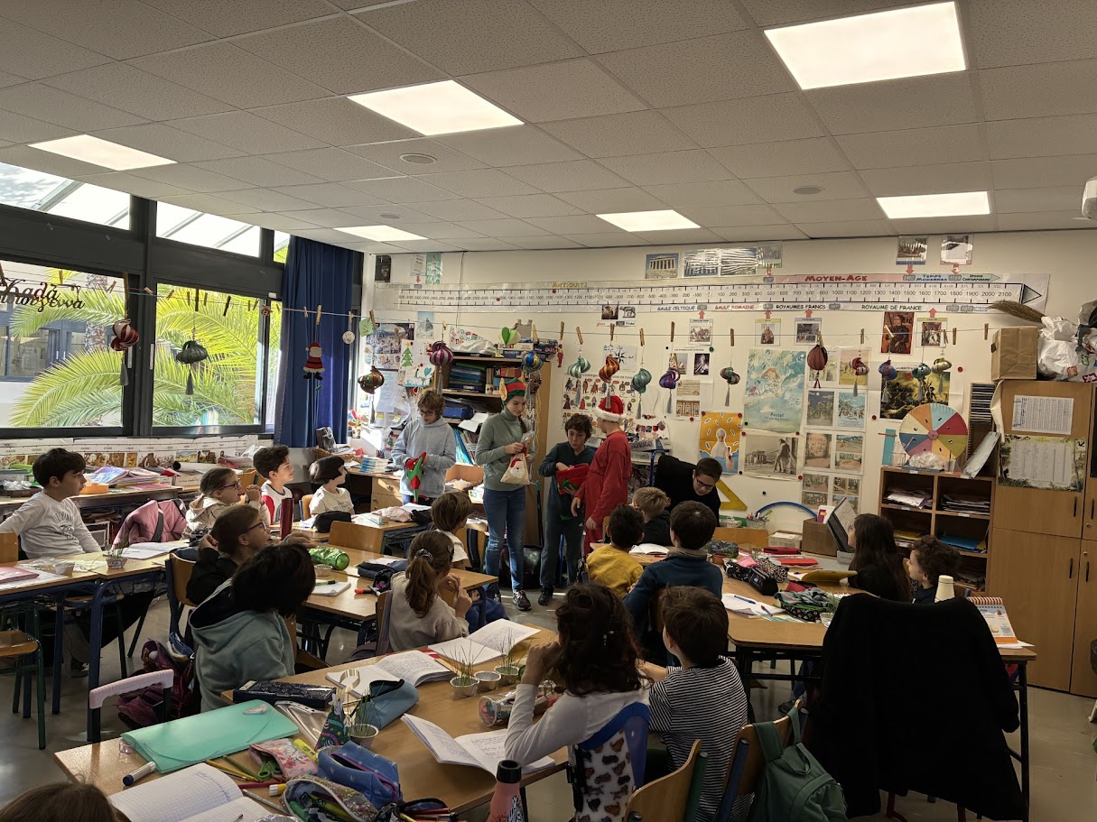 La magie de Noël en allemand présentée par des élèves de 5e-1