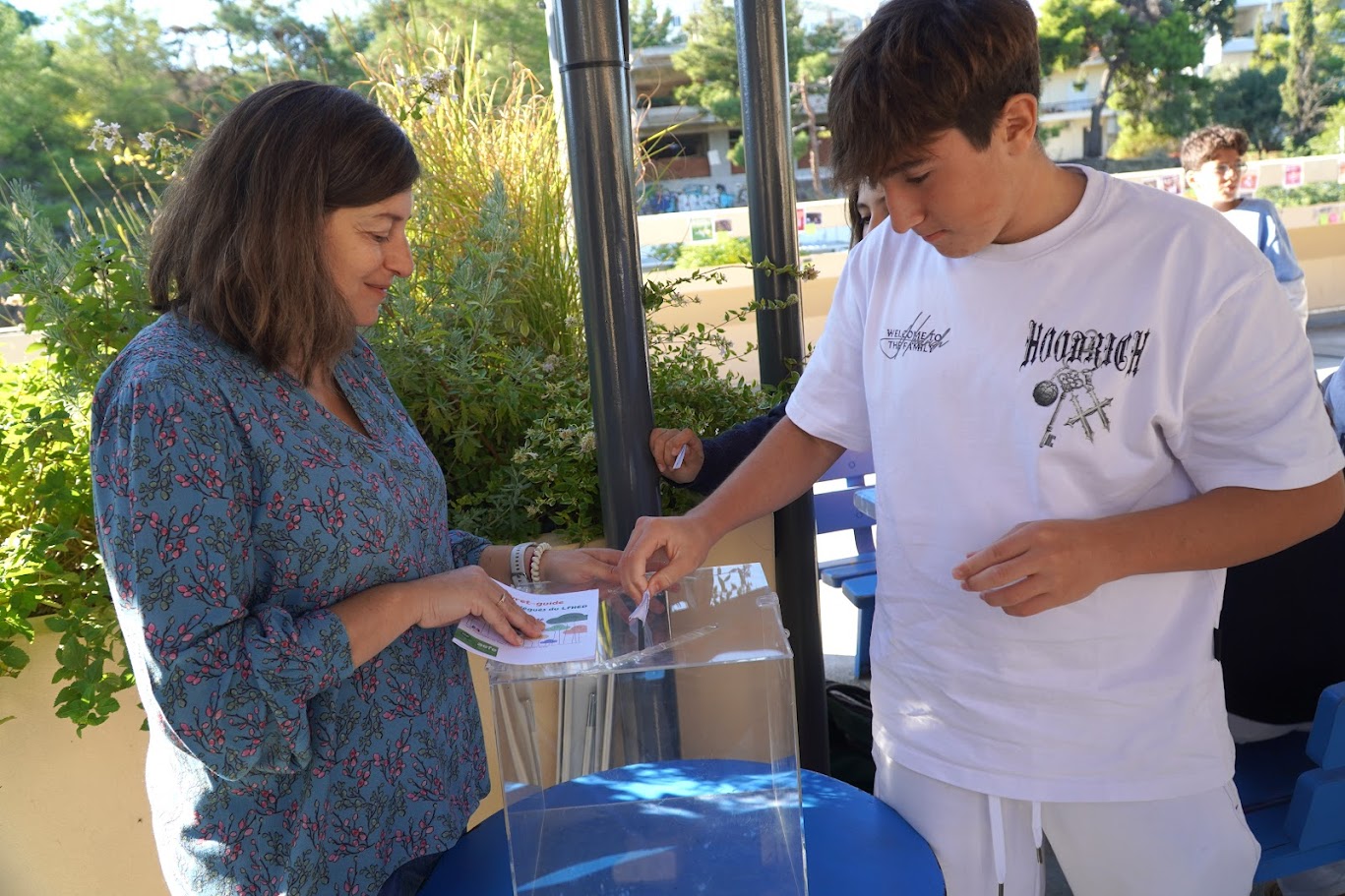 Des éco-délégués engagés au Lycée franco-hellénique Eugène Delacroix !-5