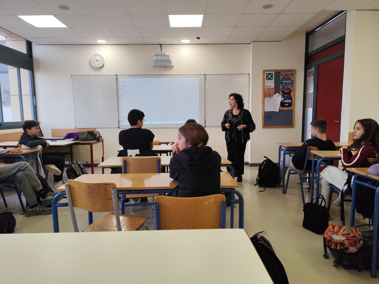 La 4e de la section hellénique FLE découvre la gastronomie du monde hispanophone-1