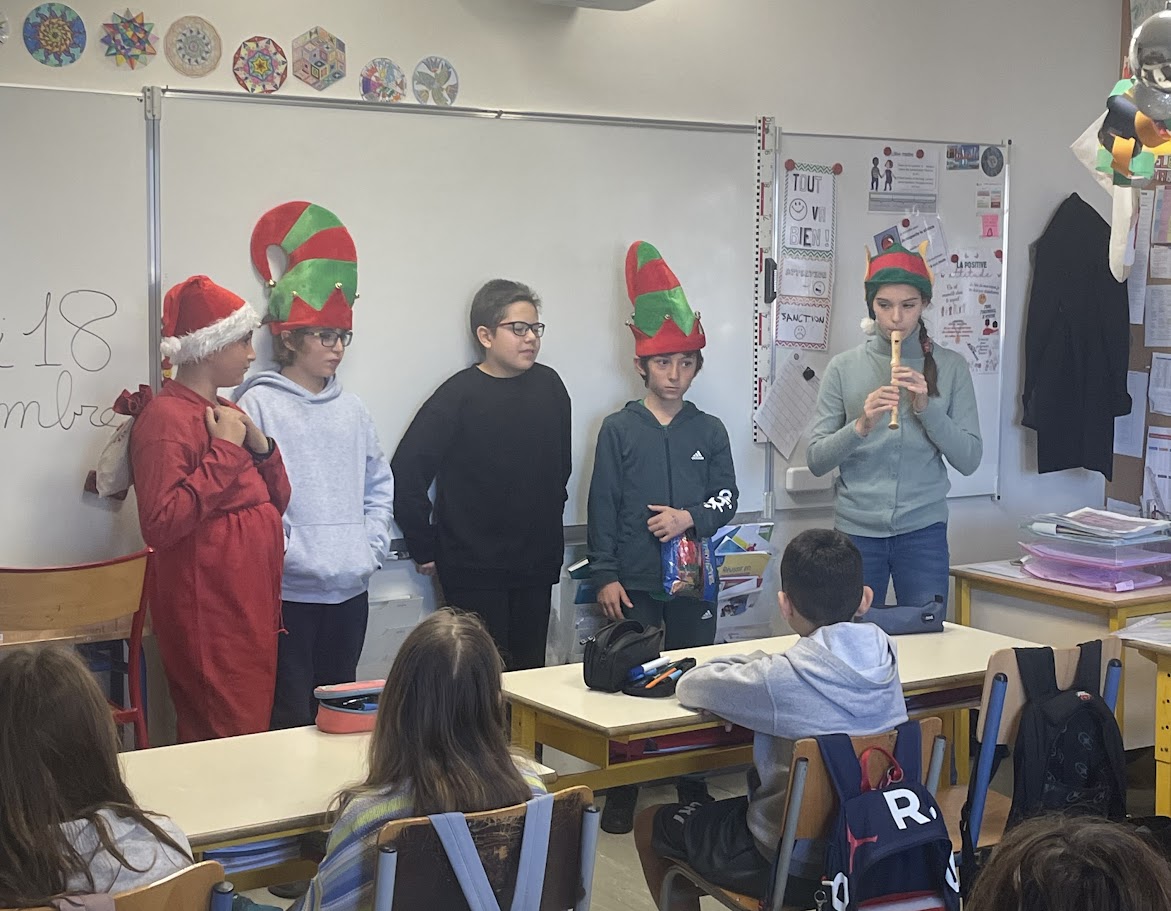 La magie de Noël en allemand présentée par des élèves de 5e-0