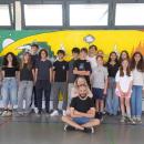Fresque murale dans la salle polyvalente: une œuvre collective sur l'égalité et la diversité