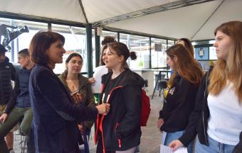 Nos élèves de FLE accueillent leurs correspondants roumains du Lycée Théorique "Ovidius"-12