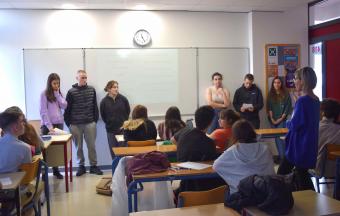 Οι μαθητές μας καλωσορίζουν τους Ρουμάνους αλληλογράφους τους από το Lycée Théorique "Ovidius"-13