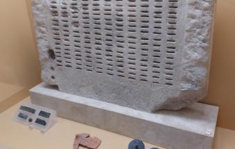 Sur les traces des « Empreintes grecques & romaines de l’Antiquité à Athènes » : une enquête historique des 2de-1