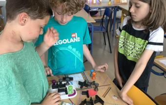 AES Jeux scientifiques : les sciences en s’amusant dès le CP !-3