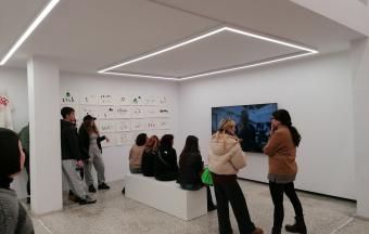 Les élèves de LLCE à la découverte de l'art contemporain-5