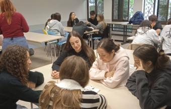 Nos élèves de FLE à l’exposition du Monde sans fin de l’Institut français-7