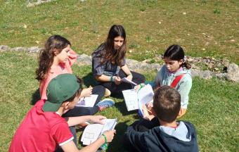 Voyage dans le temps sur le site antique de Némée pour nos élèves de 6e !-6