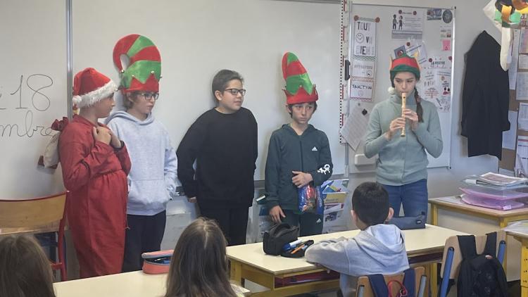 La magie de Noël en allemand présentée par des élèves de 5e