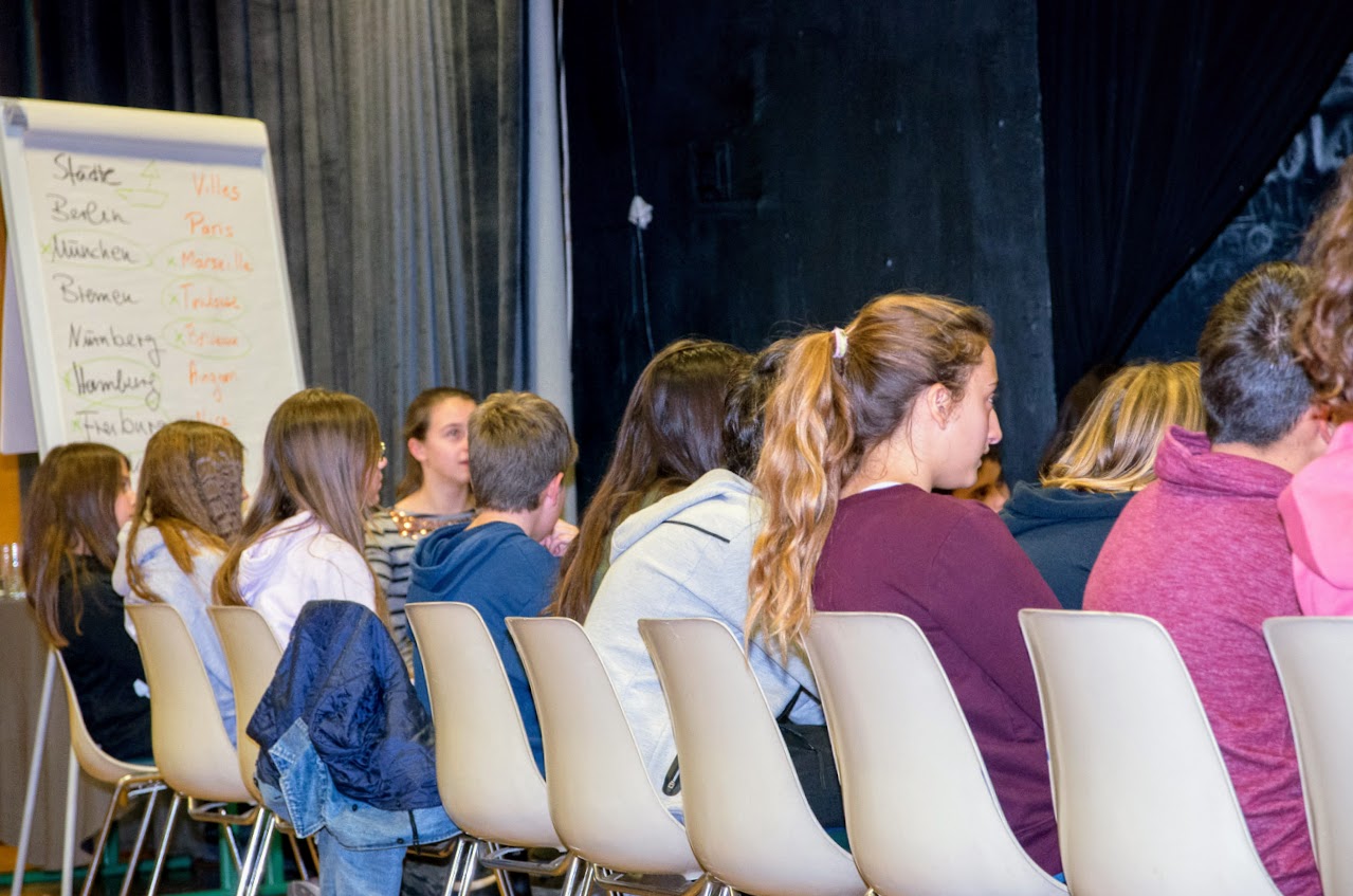 Journée de l’amitié franco-allemande : les élèves germanistes du LFHED rencontrent leurs partenaires de la Deutsche Schule Athen-8